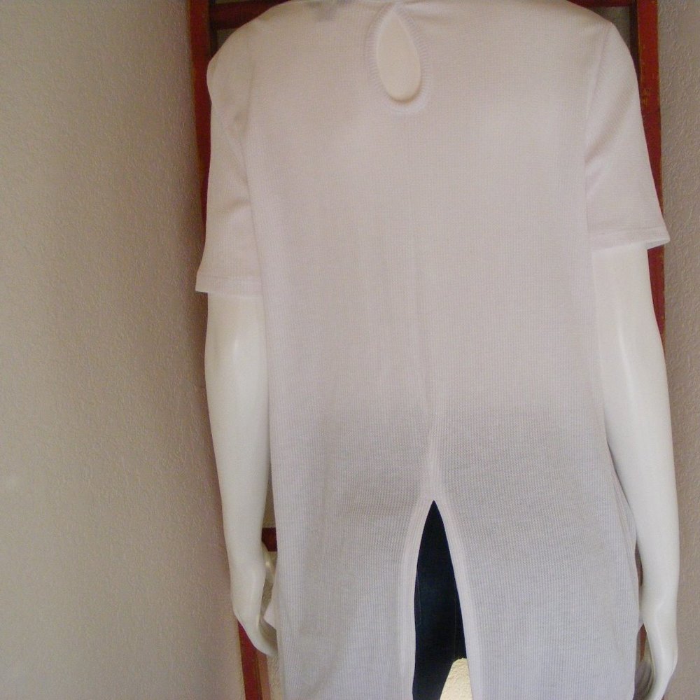 TRIBAL Shirt - Picture 4 of 6